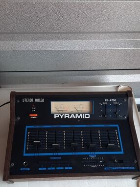 PR 4700 Mixer - Black